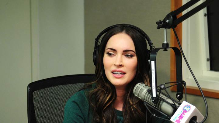 Megan Fox Sitting At Siriusxm Radio In Ny Event